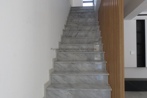 4 bedrooms Villa in Chloraka, Paphos,  No. 37838 9