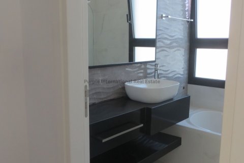 4 bedrooms Villa in Chloraka, Paphos,  No. 37838 17