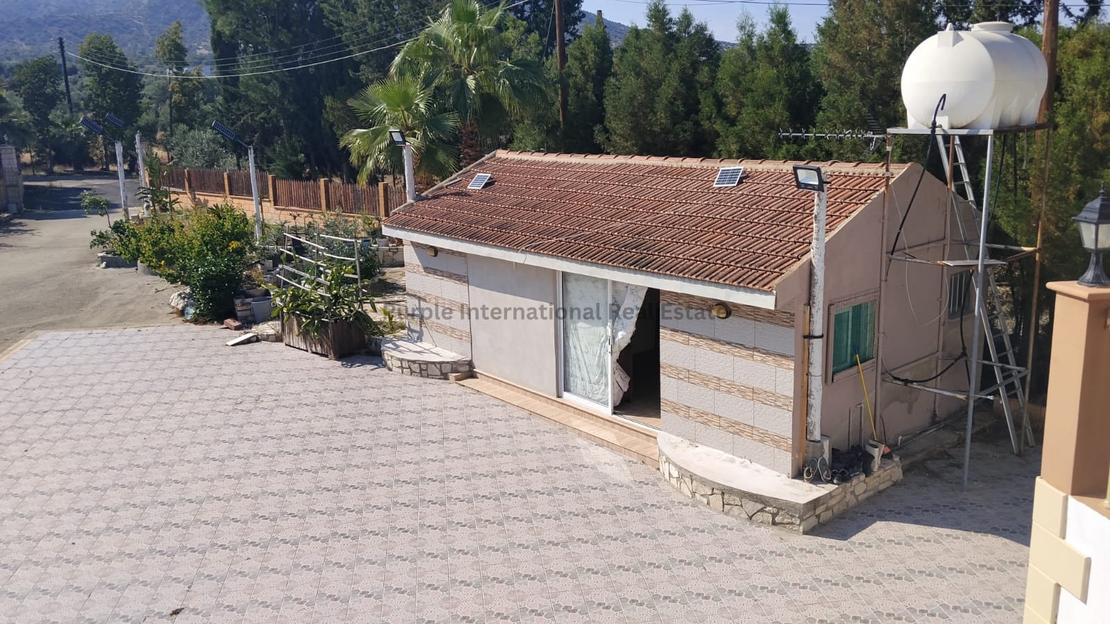 3 bedrooms Villa in Anglisides, Larnaka, Cyprus No. 54812
