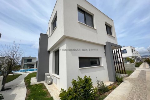 3 bedrooms Villa in Chloraka, Paphos, No. 37559 17