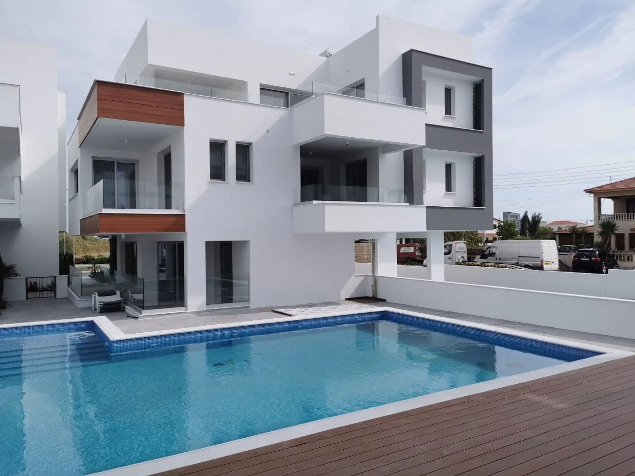 2 bedrooms Apartment in Larnaca, Larnaka, Cyprus No. 4955