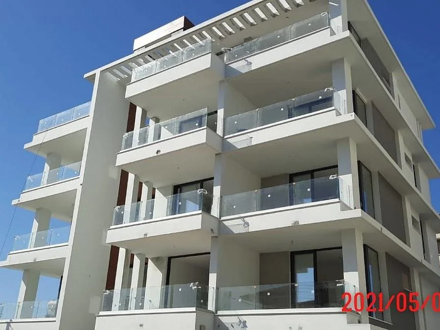 2 bedrooms Apartment in Larnaca, Larnaka, Cyprus No. 4957