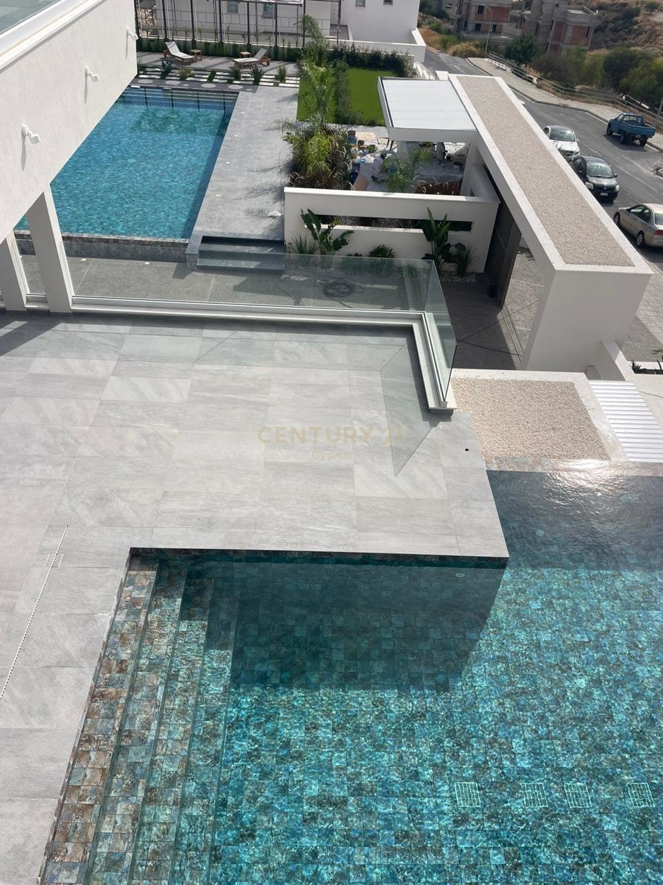 6 bedrooms Villa in Germasogeia, Limassol, Cyprus No. 6206