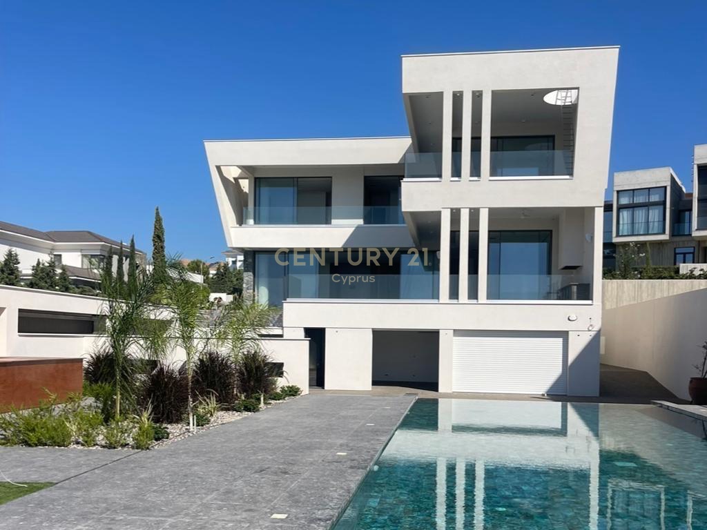 6 bedrooms Villa in Germasogeia, Limassol, Cyprus No. 6206