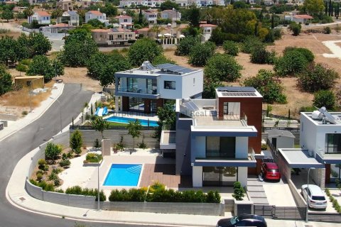3 bedrooms Villa in Tala, Paphos, Cyprus No. 37062 9