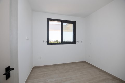 5 bedrooms Villa in Protaras, Ammochostos,  No. 37771 18