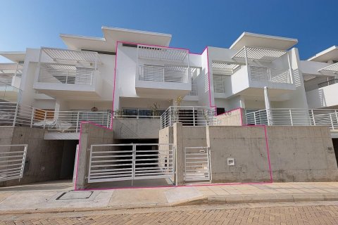 3 bedrooms Villa in Ayia Napa, Ammochostos,  No. 37770 6
