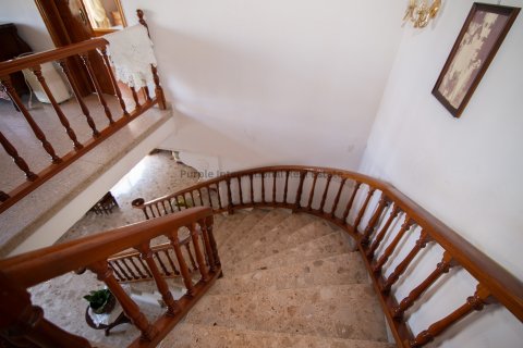 3 bedrooms Villa in Larnaca, Larnaka,  No. 37767 30