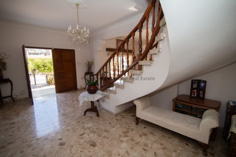 3 bedrooms Villa in Larnaca, Larnaka,  No. 37767 10