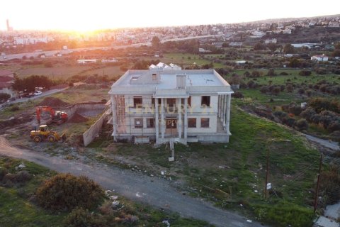 Вилла с 7 спальнями в Mesovounia, Гермасойя, Лимасол,  № 56002 3