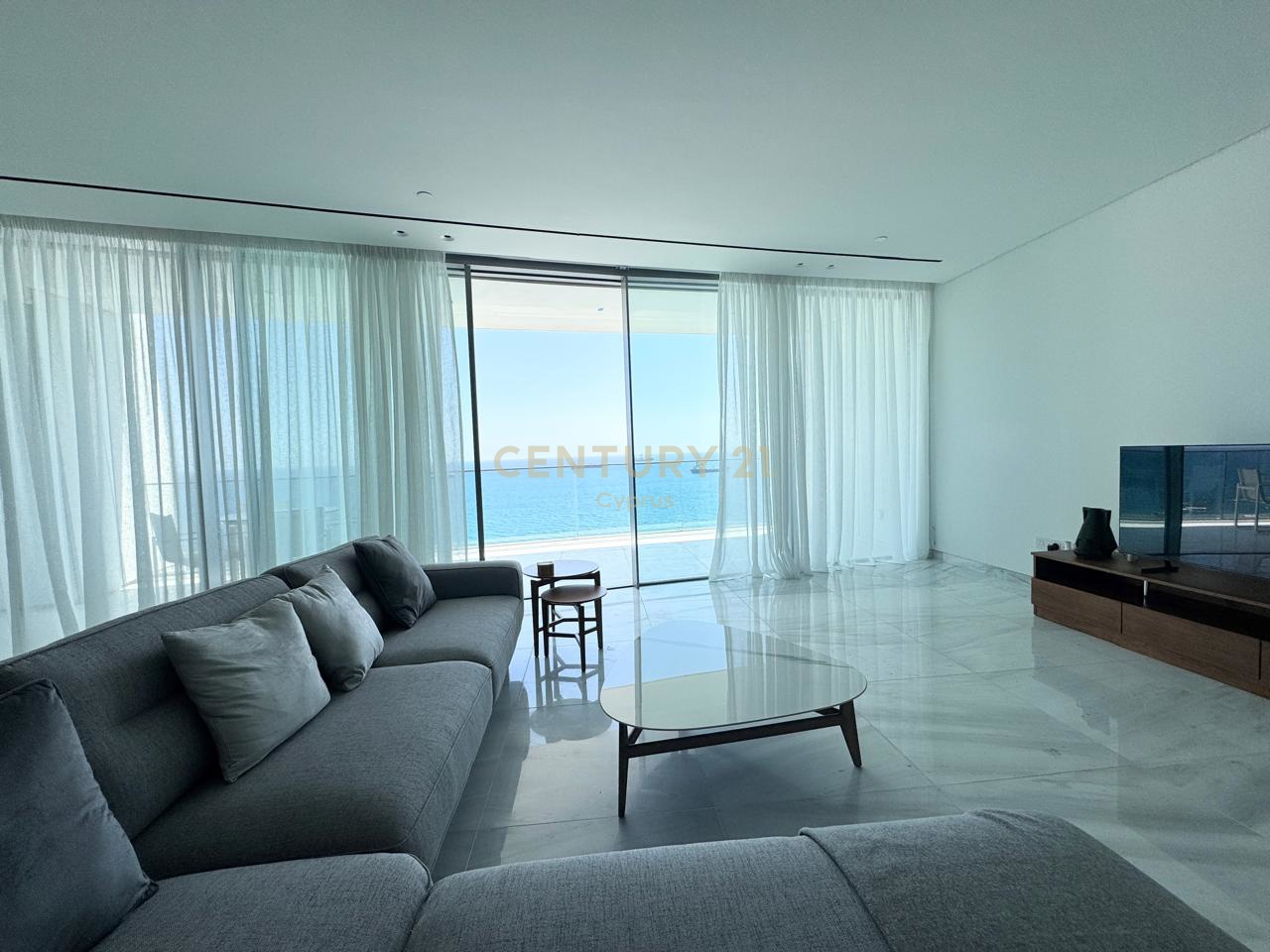 3 bedrooms Apartment in Limassol, Cyprus No. 56001