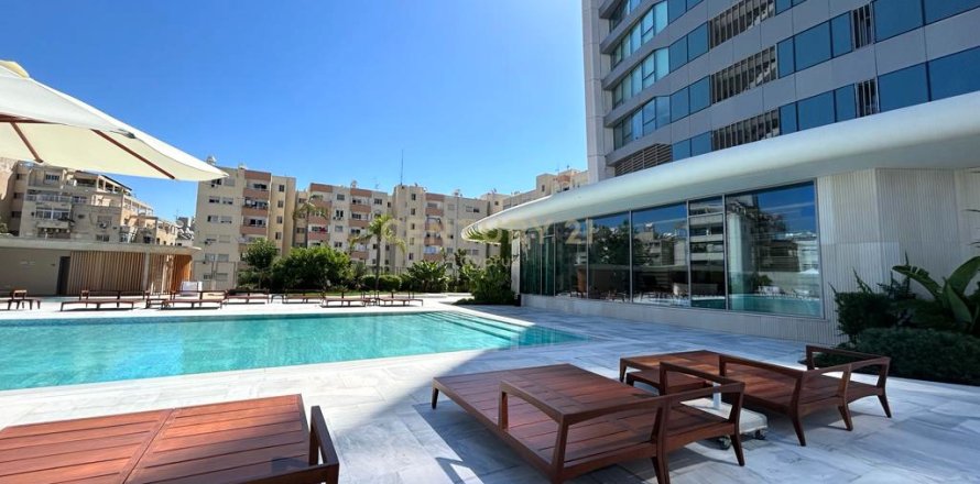 3 chambres Appartement à Limassol, No. 56001