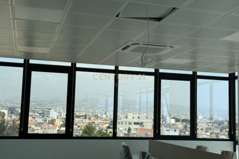 221m2 Oficina en Limassol, No. 56000 12