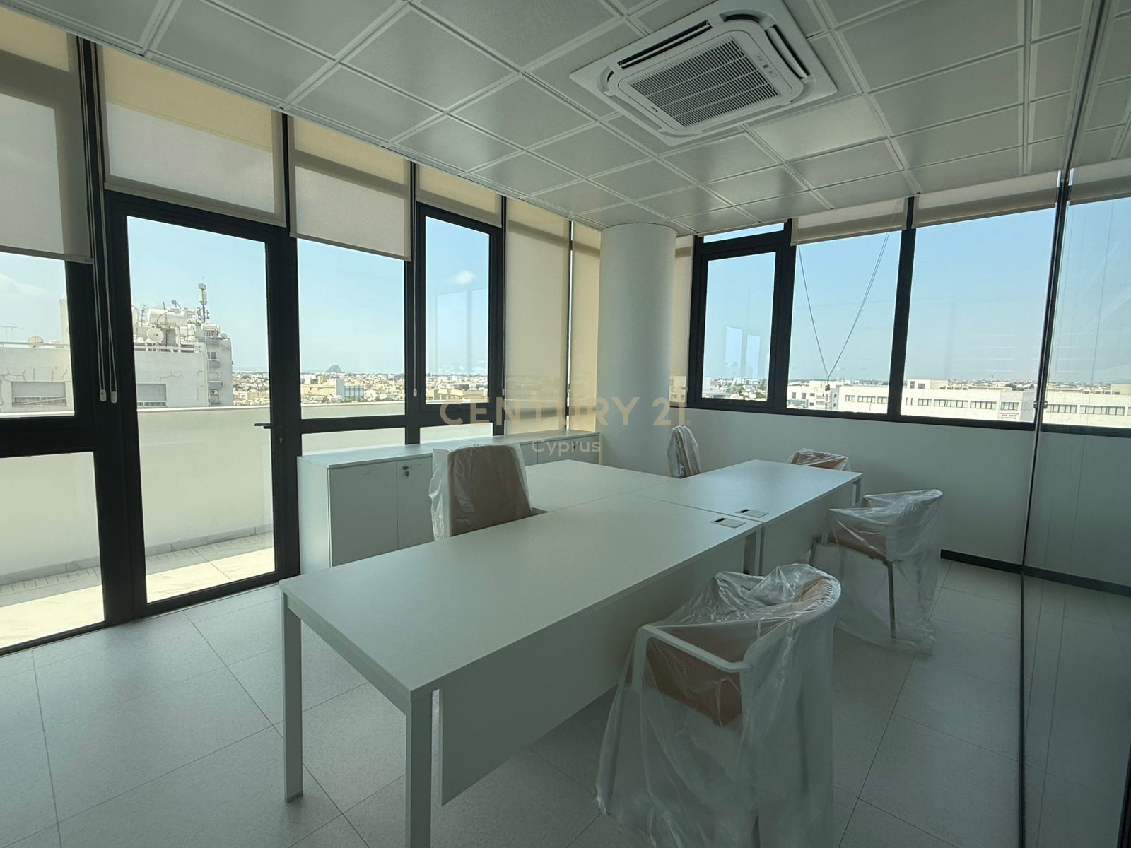 221m2 Office in Limassol, Cyprus No. 56000