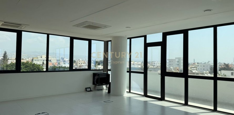 221m2 Oficina en Limassol, No. 55999