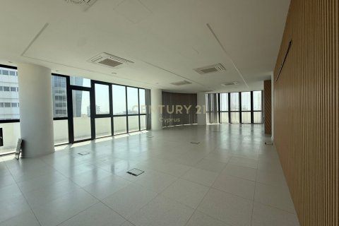 221m2 Oficina en Limassol, No. 55999 6