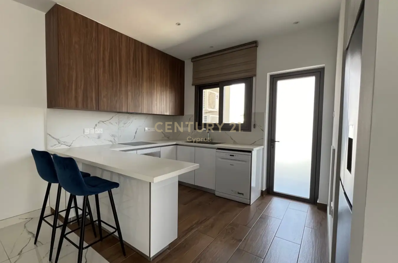2 bedrooms Apartment in Agios Athanasios, Limassol, Cyprus No. 55997