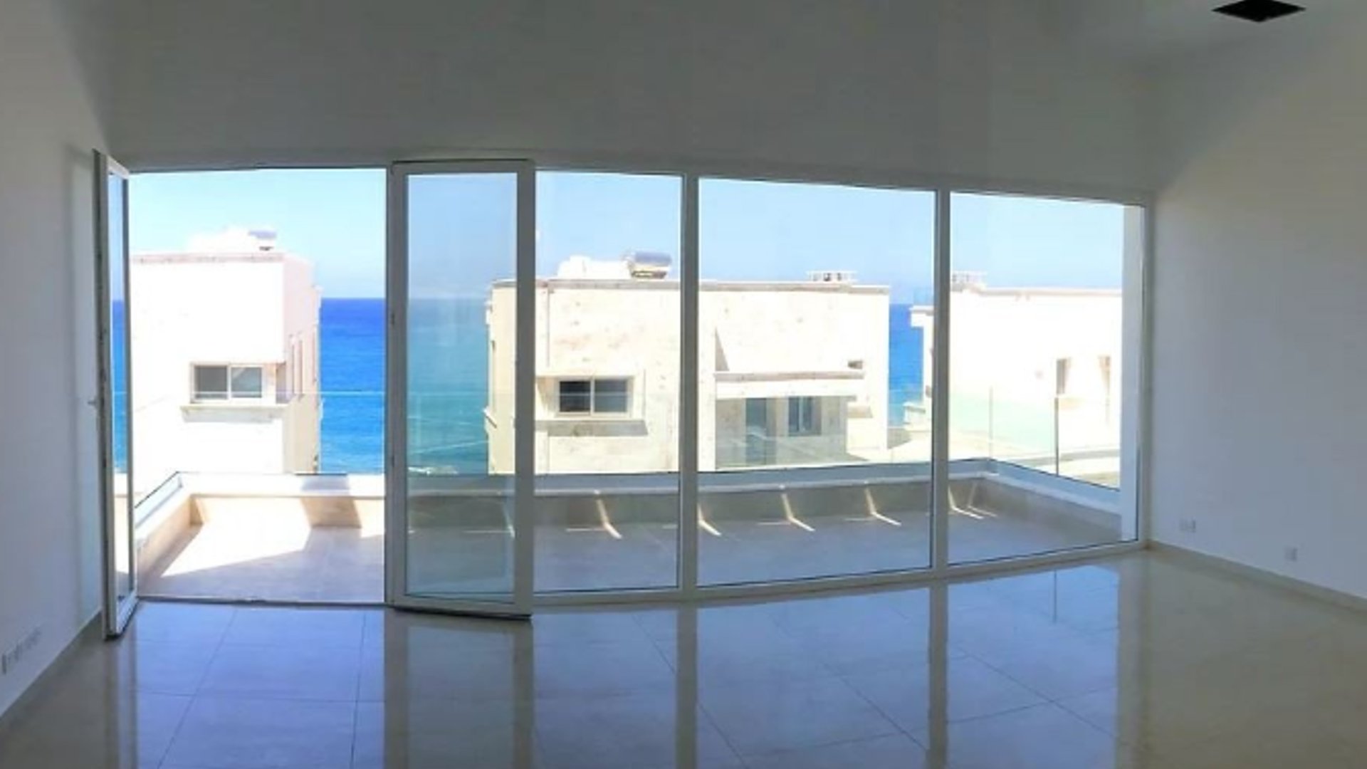 3 chambres Villa à Kissonerga, Paphos, Chypre No. 28483