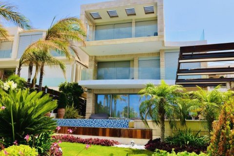 5 chambres Villa à Chloraka, Paphos, Chypre No. 25944