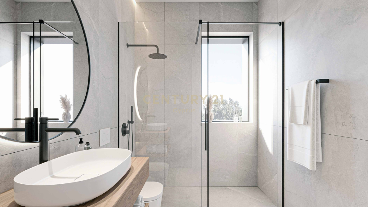 4 bedrooms Penthouse in Zakaki, Limassol, Cyprus No. 54242
