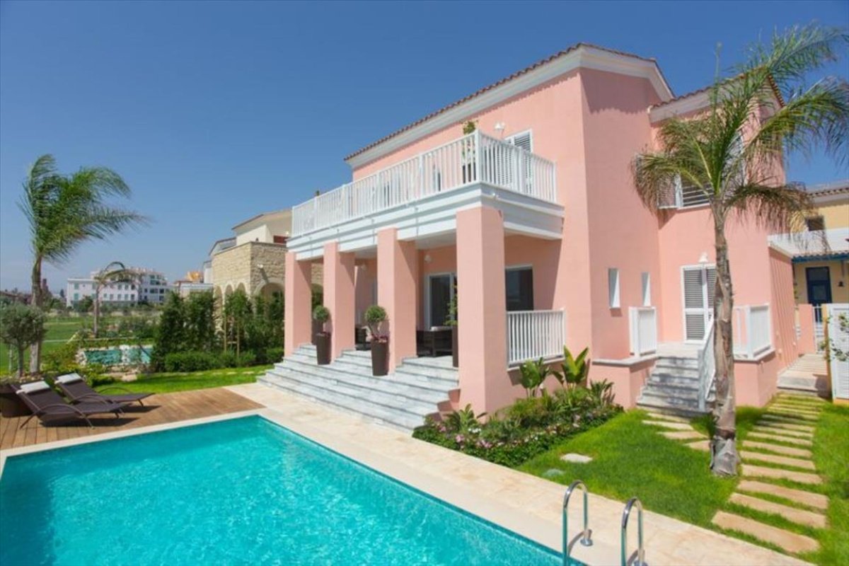 3 rooms Villa in Limassol, Cyprus No. 38186