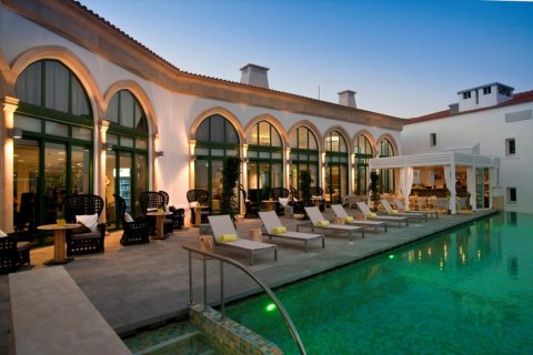 Вилла с 3 комнатами в Лимассол, Лимасол,  № 38186 13