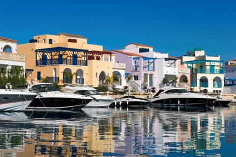 Вилла с 3 комнатами в Лимассол, Лимасол,  № 38186 4