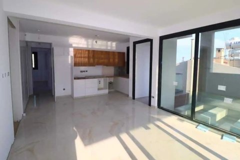 Квартира с 2 спальнями в Лимассол, Лимасол,  № 48614 4
