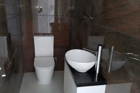 2 bedrooms Apartment in Limassol, No. 48615 8