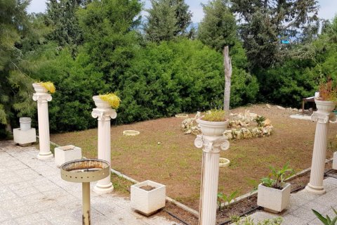 4 bedrooms Villa in Limassol,  No. 38392 4