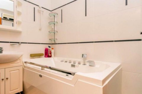 Вилла с 4 спальнями в Ларнака,  № 38394 13