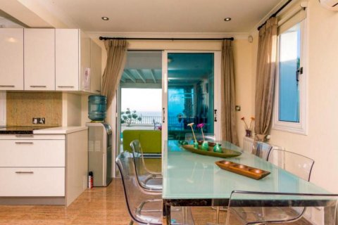 Вилла с 4 спальнями в Ларнака,  № 38394 5