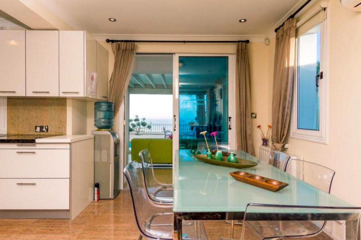 4 dormitorios Villa en Larnaca, Larnaka, Chipre No. 38394