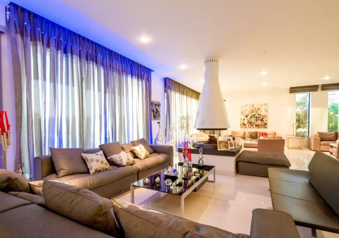 7 dormitorios Villa en Nicosia, Chipre No. 38393