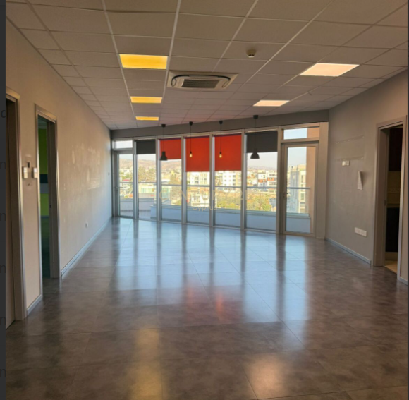 435m2 Office in Mesa Geitonia, Limassol, Cyprus No. 54283