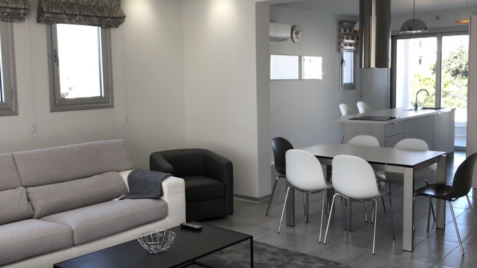 3 bedrooms Apartment in Neapolis, Limassol, Cyprus No. 25879