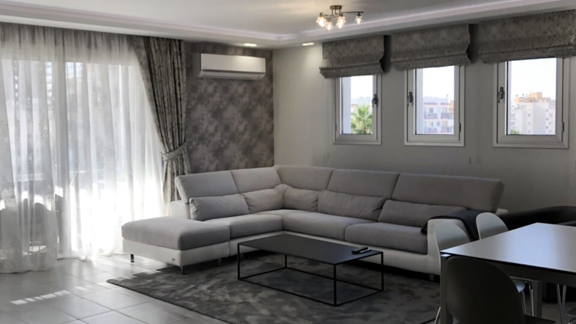 3 bedrooms Apartment in Neapolis, Limassol, Cyprus No. 25879