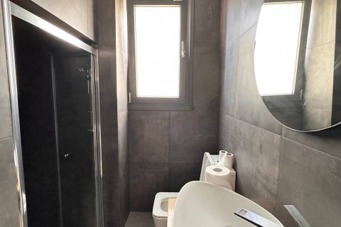 4 bedrooms Villa in Limassol,  No. 49226 10