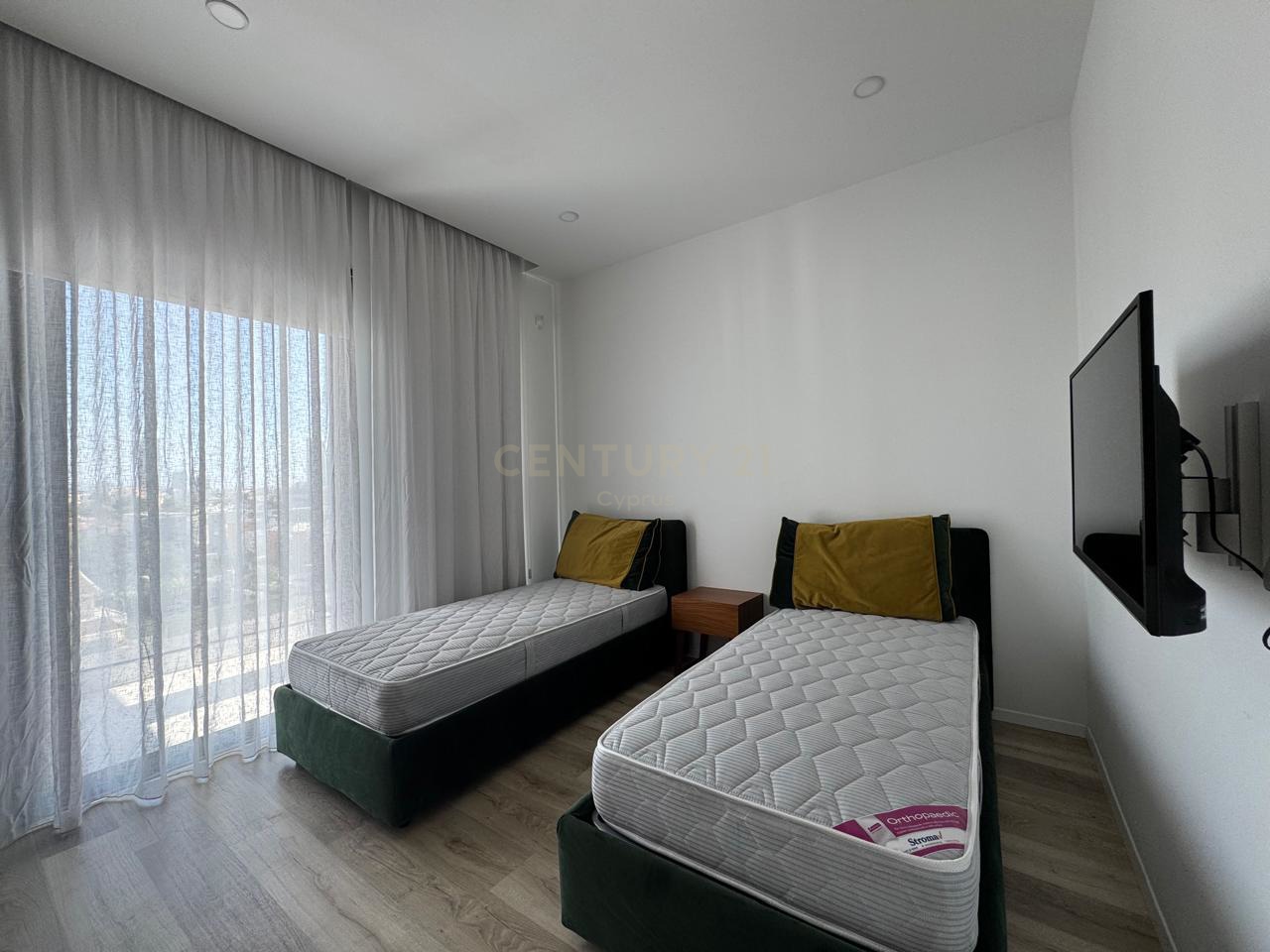 2 bedrooms Apartment in Germasogeia, Limassol, Cyprus No. 35392