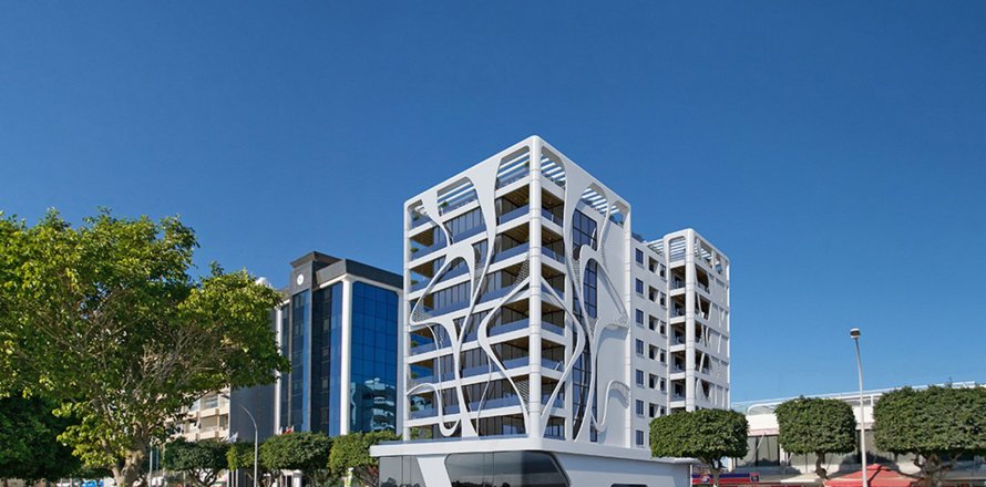 3 bedrooms Apartment in Limassol,  No. 45369