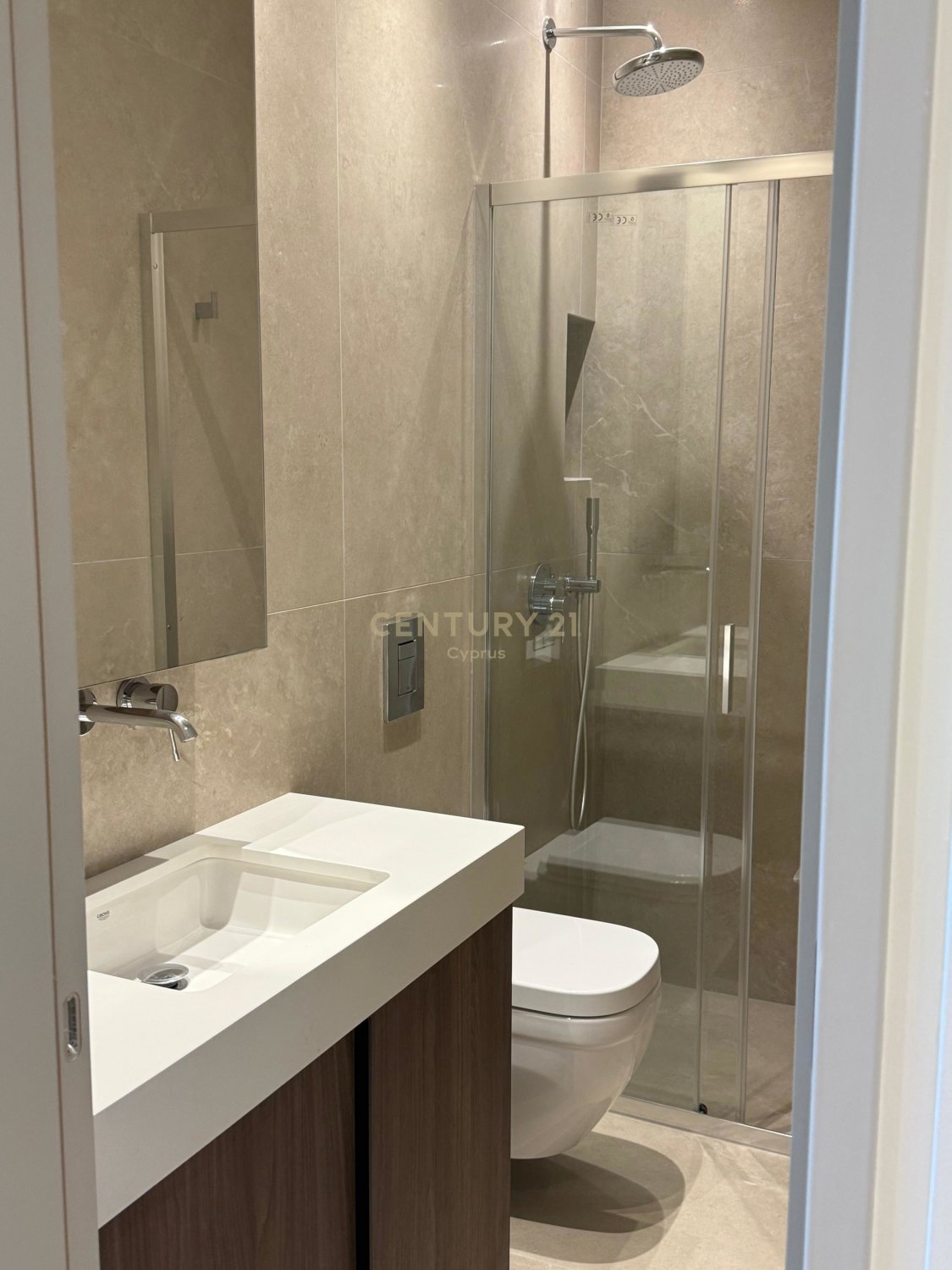2 bedrooms Apartment in Germasogeia, Limassol, Cyprus No. 57421