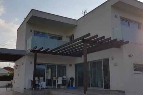 Вилла с 3 спальнями в Лимассол, Лимасол, № 38559 8