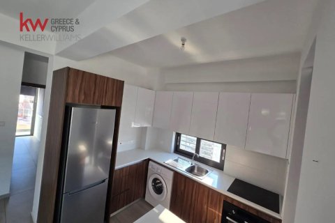 2 bedrooms Apartment in Larnaca, Larnaka,  No. 39765 2