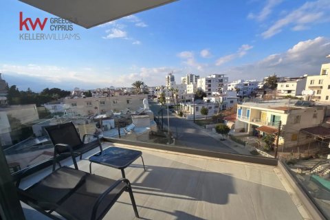2 bedrooms Apartment in Larnaca, Larnaka,  No. 39765 3