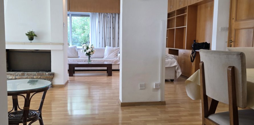 3 bedrooms Apartment in Nicosia,  No. 39768