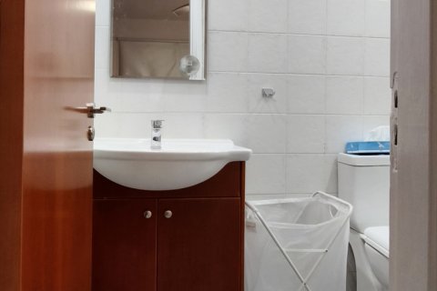 3 bedrooms Apartment in Strovolos, Nicosia,  No. 39767 11