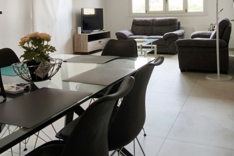 3 bedrooms Apartment in Strovolos, Nicosia,  No. 39767 2