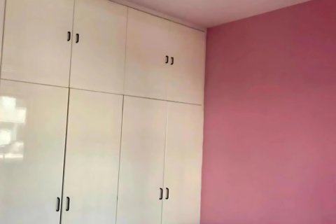 2 bedrooms Apartment in Larnaca, Larnaka,  No. 39770 3