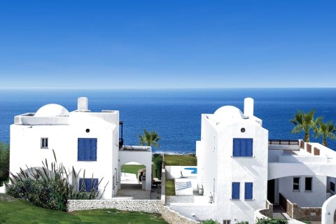 4 bedrooms Villa in Chloraka, Paphos,  No. 44662 4