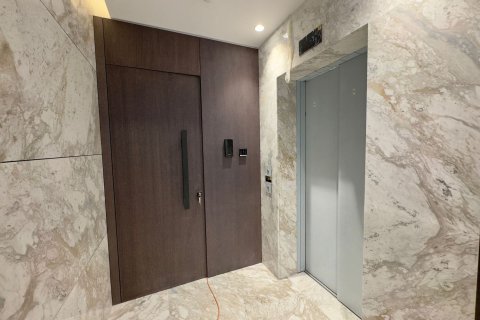 242m2 Shop in Mesa Geitonia, Limassol,  No. 43898 5